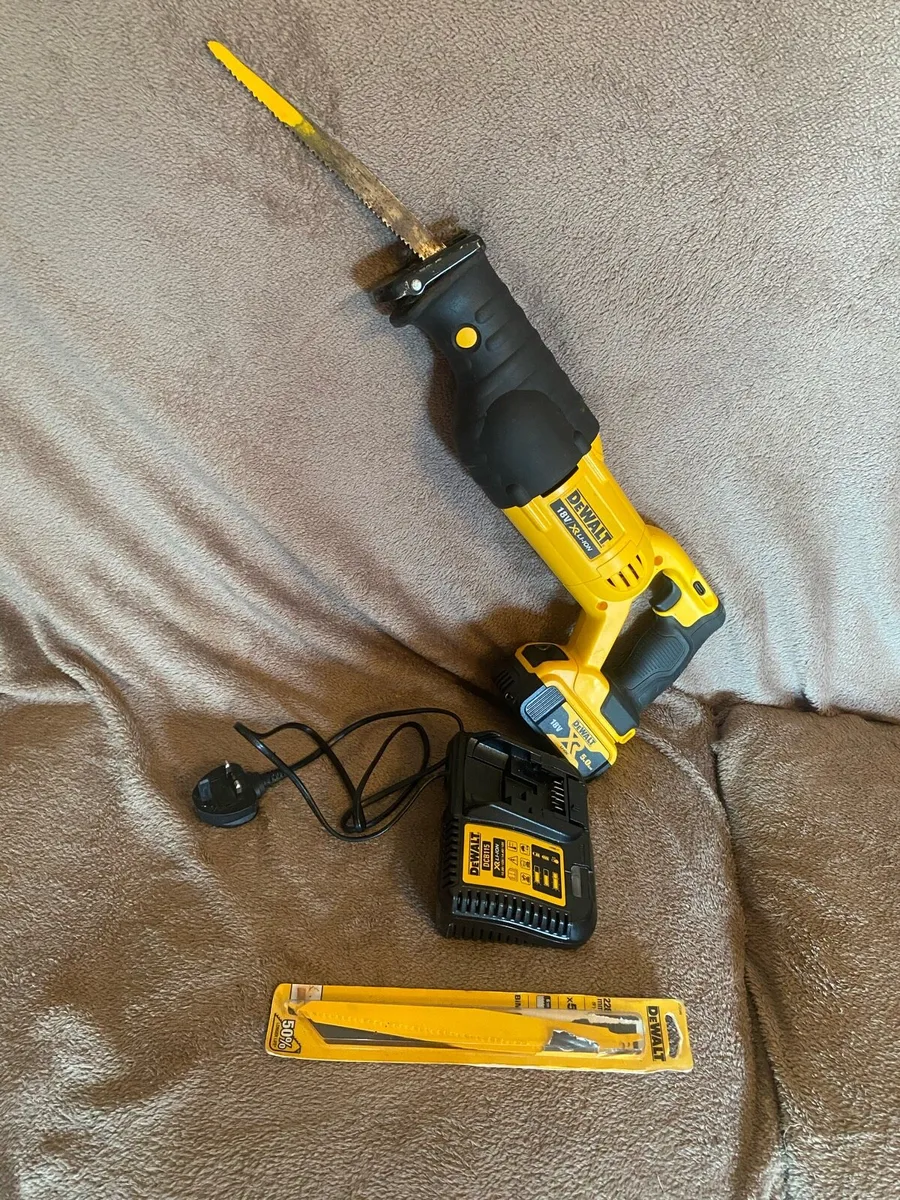 Saw - Image 1