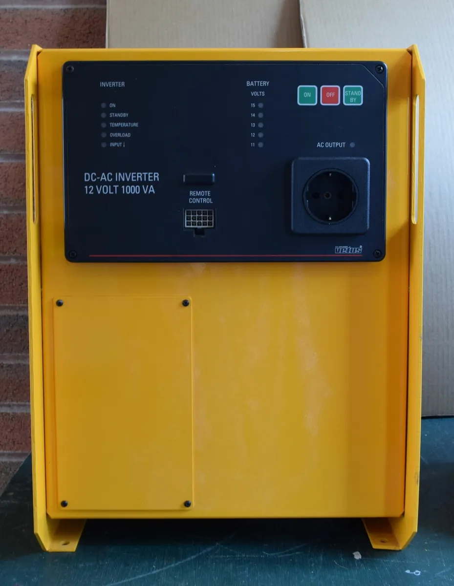 Vetus DC-AC inverter 12 volt 1000 VA - Image 1