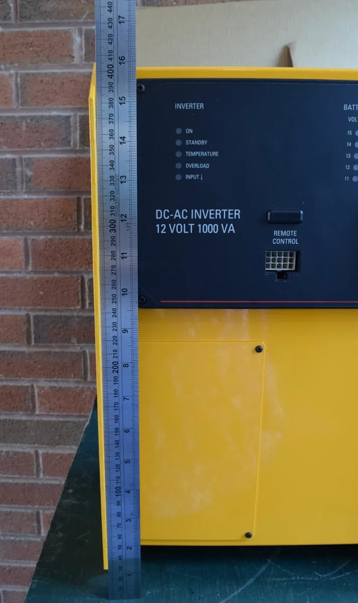 Vetus DC-AC inverter 12 volt 1000 VA - Image 3