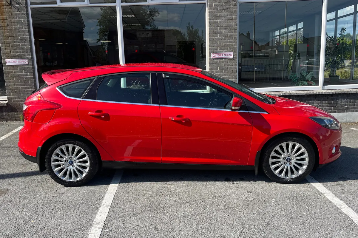 Ford Focus Titanium 1.6 TDCI - Image 2