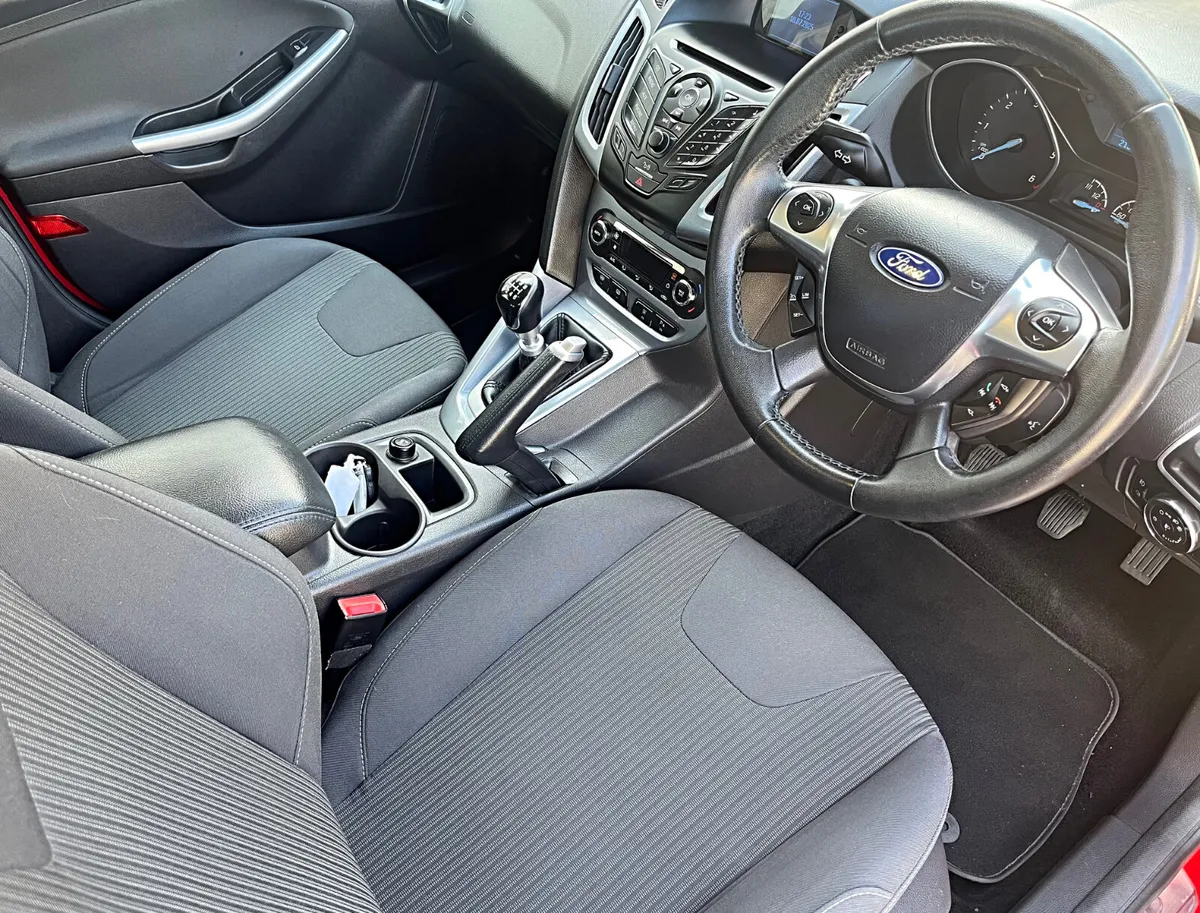 Ford Focus Titanium 1.6 TDCI - Image 4