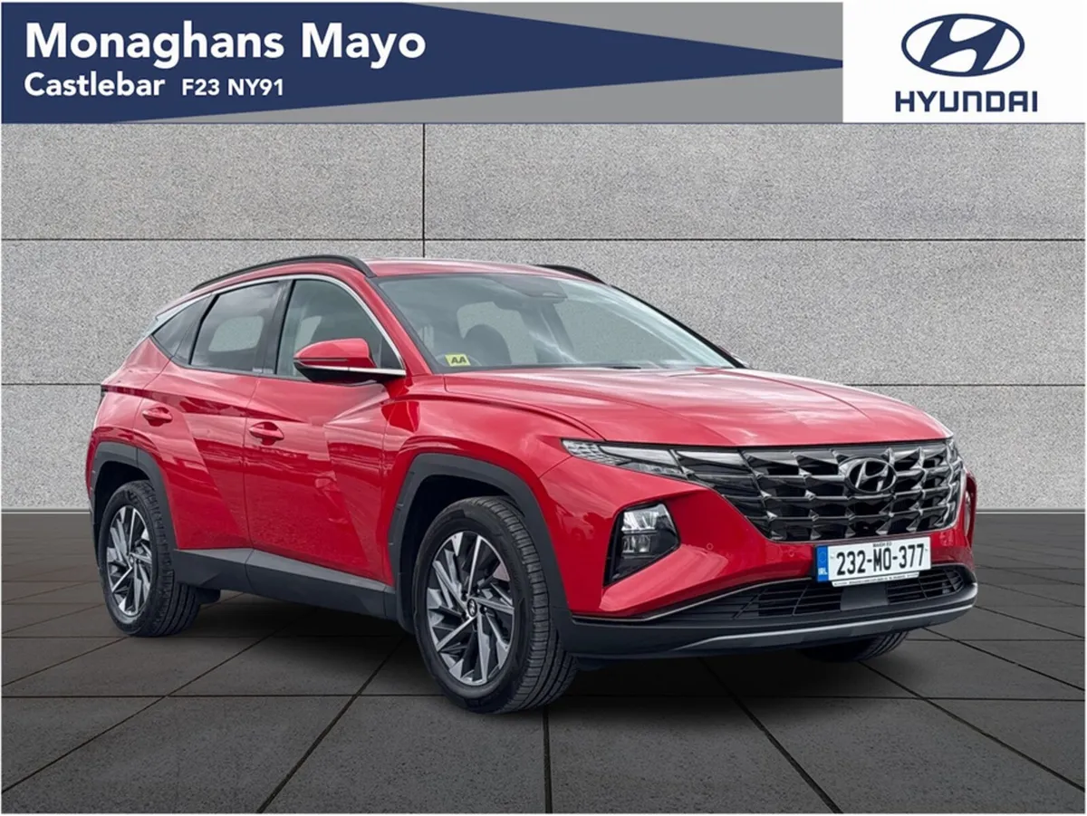 Hyundai Tucson EXECUTIVE PLUS 1.6 DIESEL 5DR - Image 1