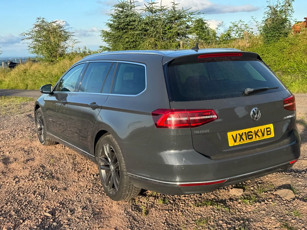 VW Passat Estate GT TDI DSG - Image 2