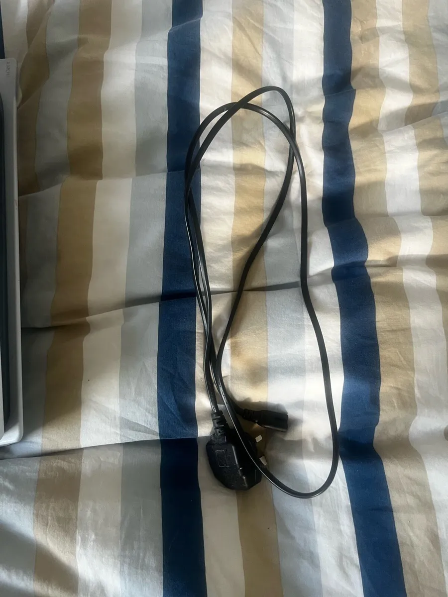 PlayStation 5 disc edition mint condition - Image 4