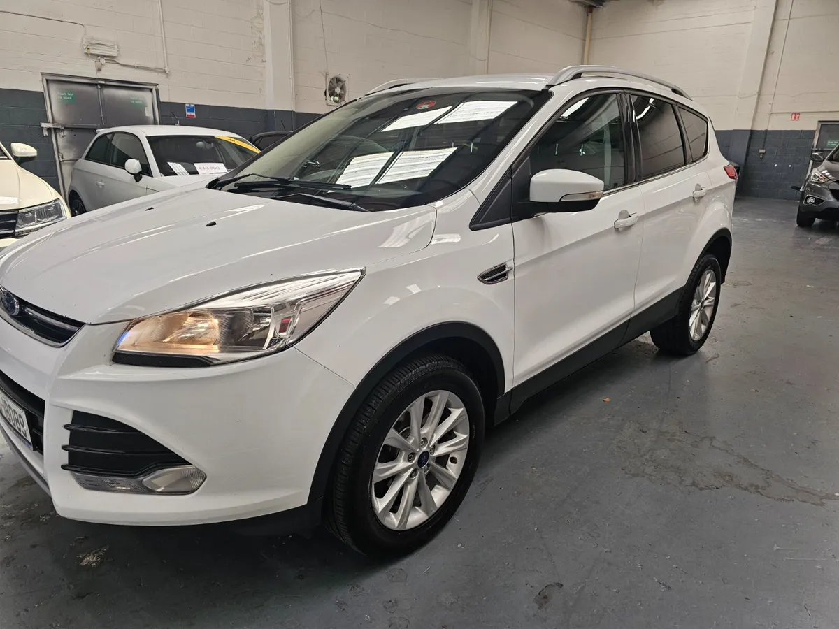 Ford Kuga 2016 Crewcab - Image 3