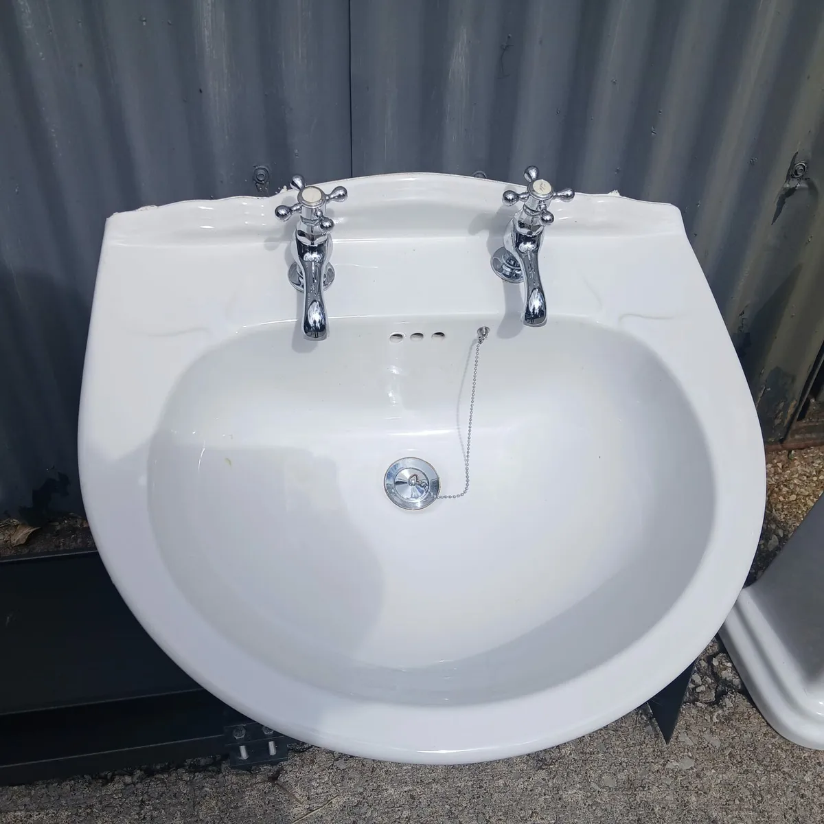 Hand basin taps and stand for sale - Image 1