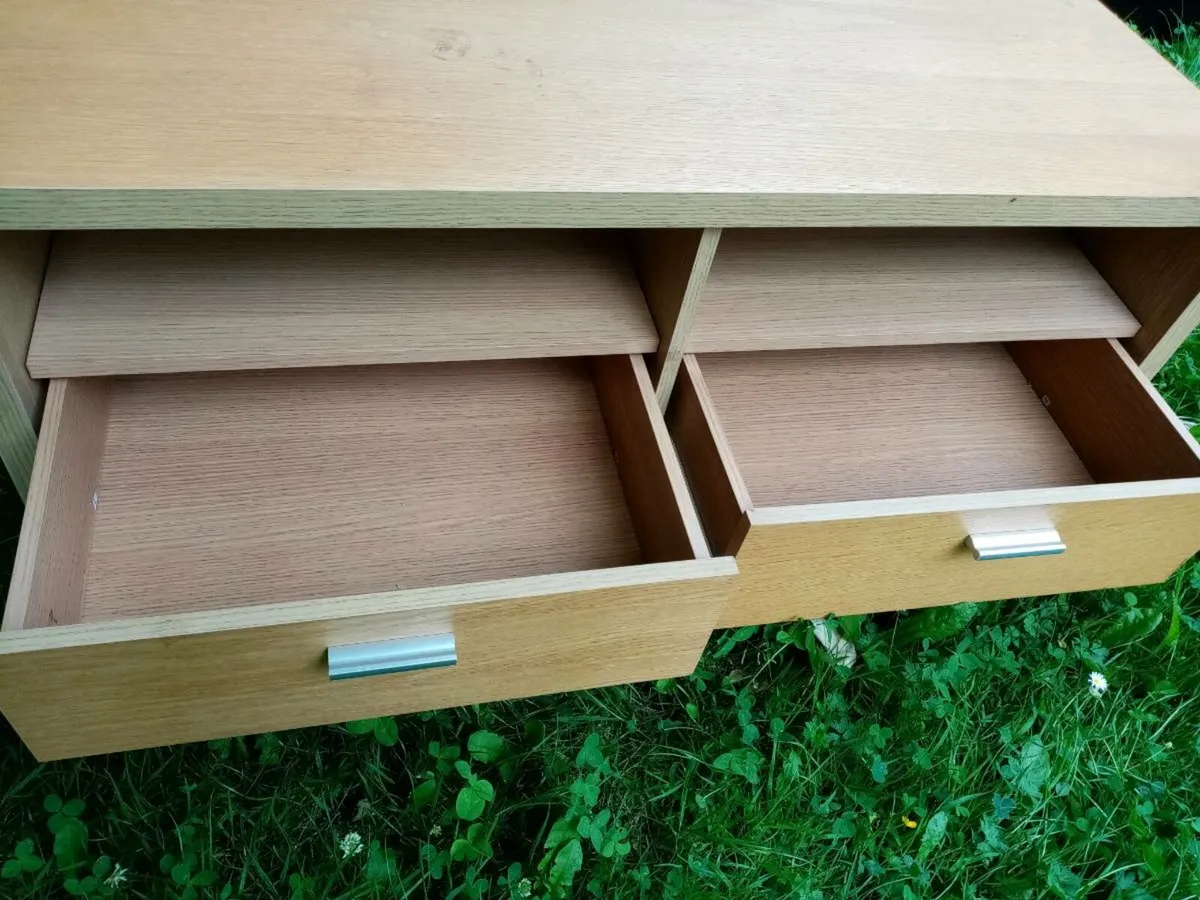 Tv table - Image 2