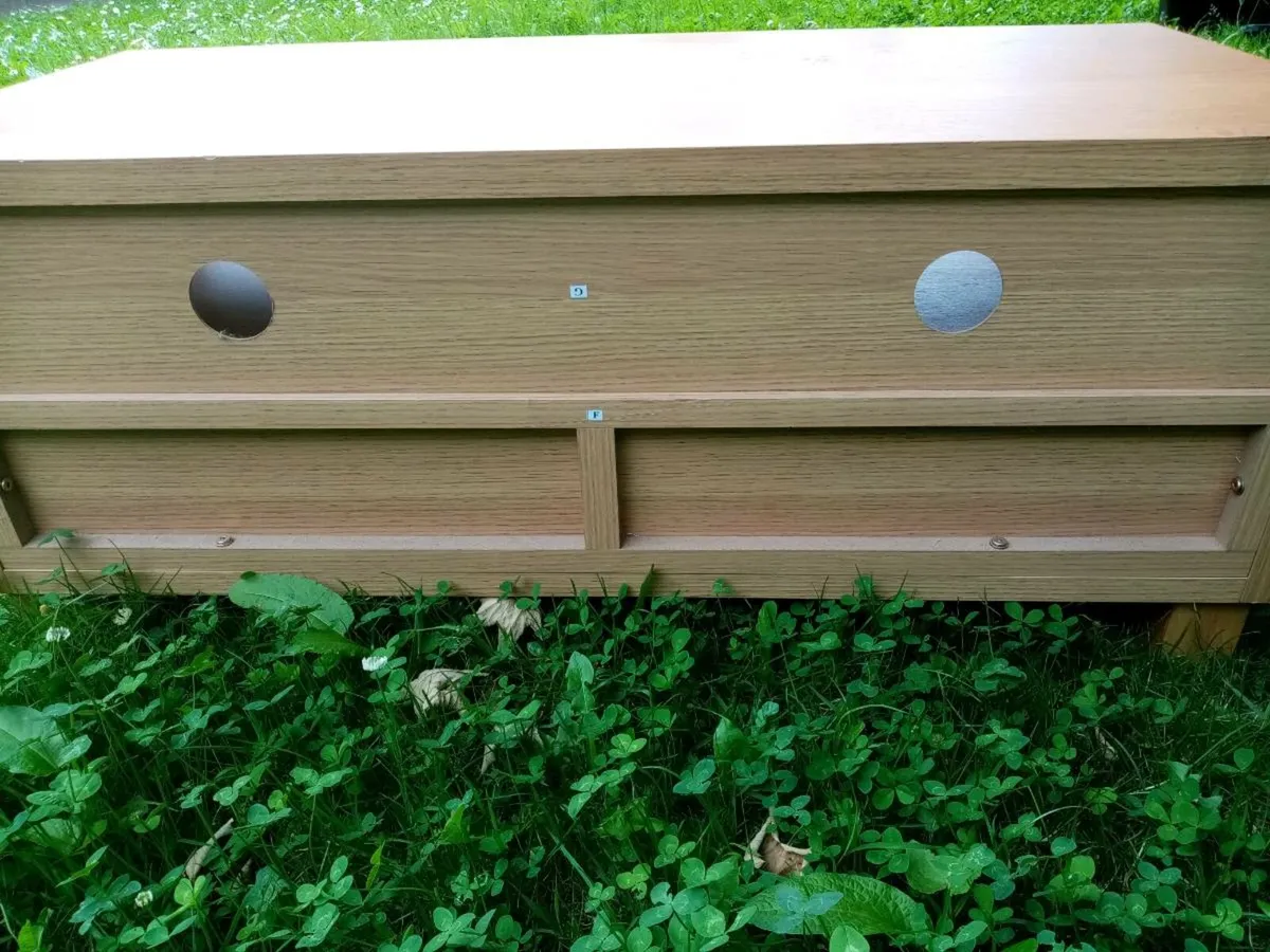 Tv table - Image 3