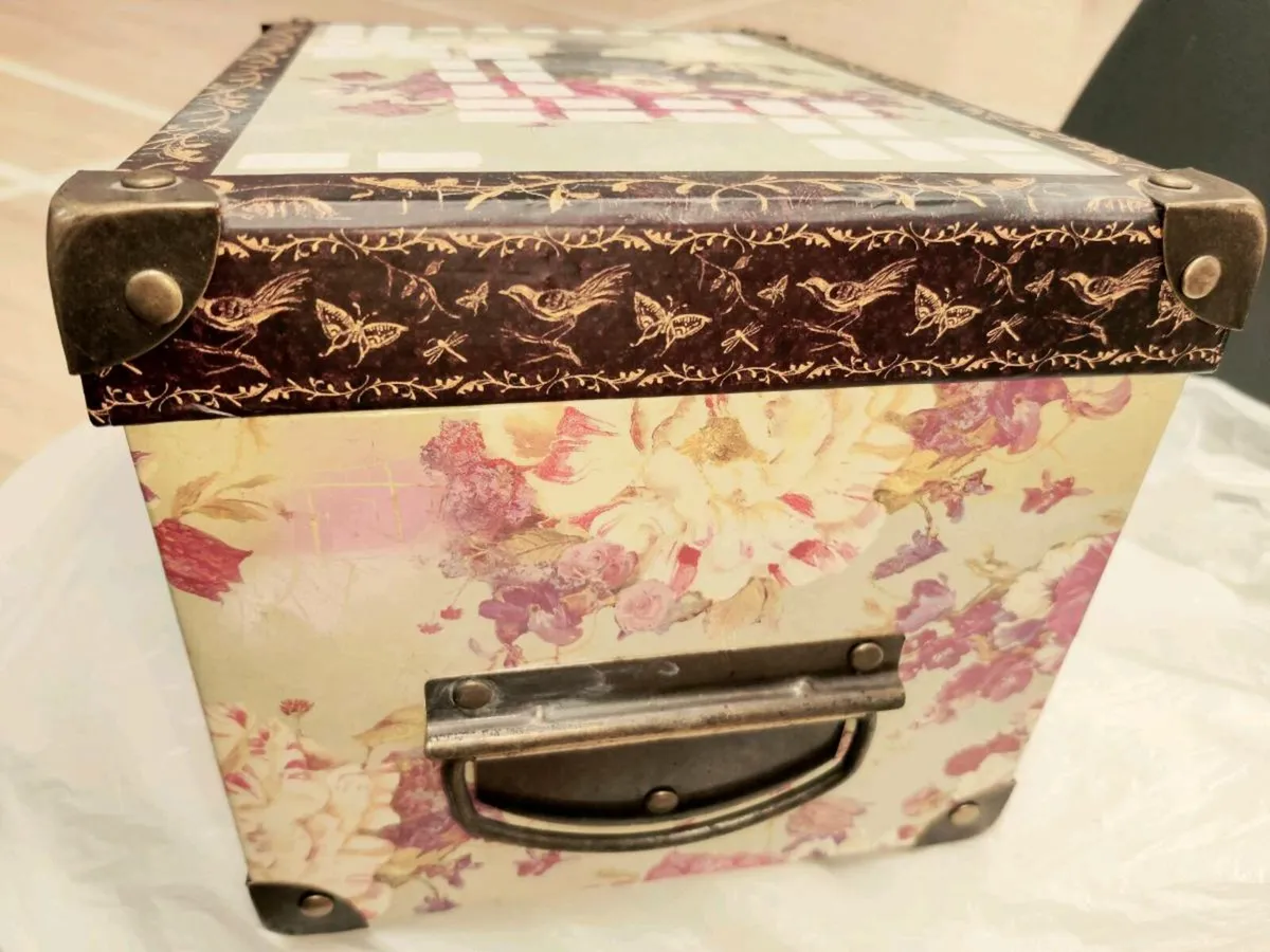 HEAVY NEW FILE, Office Or Keepsake METAL Big Box ! - Image 2