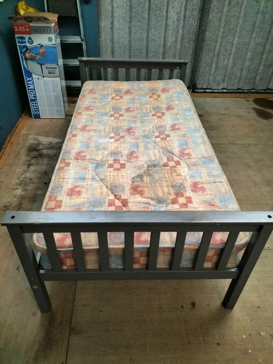 Bunk beds or 2 x Single beds & Mattresses - Image 3