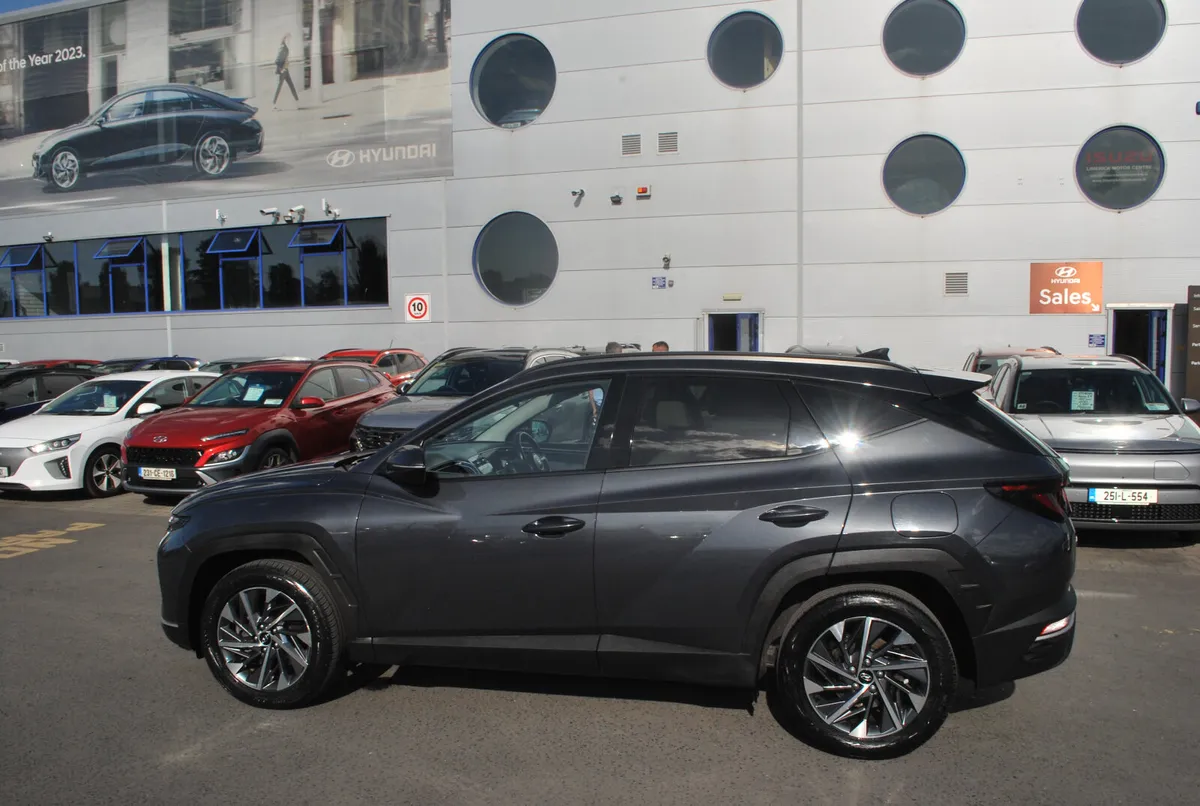 Hyundai Tucson 2023 - Image 2