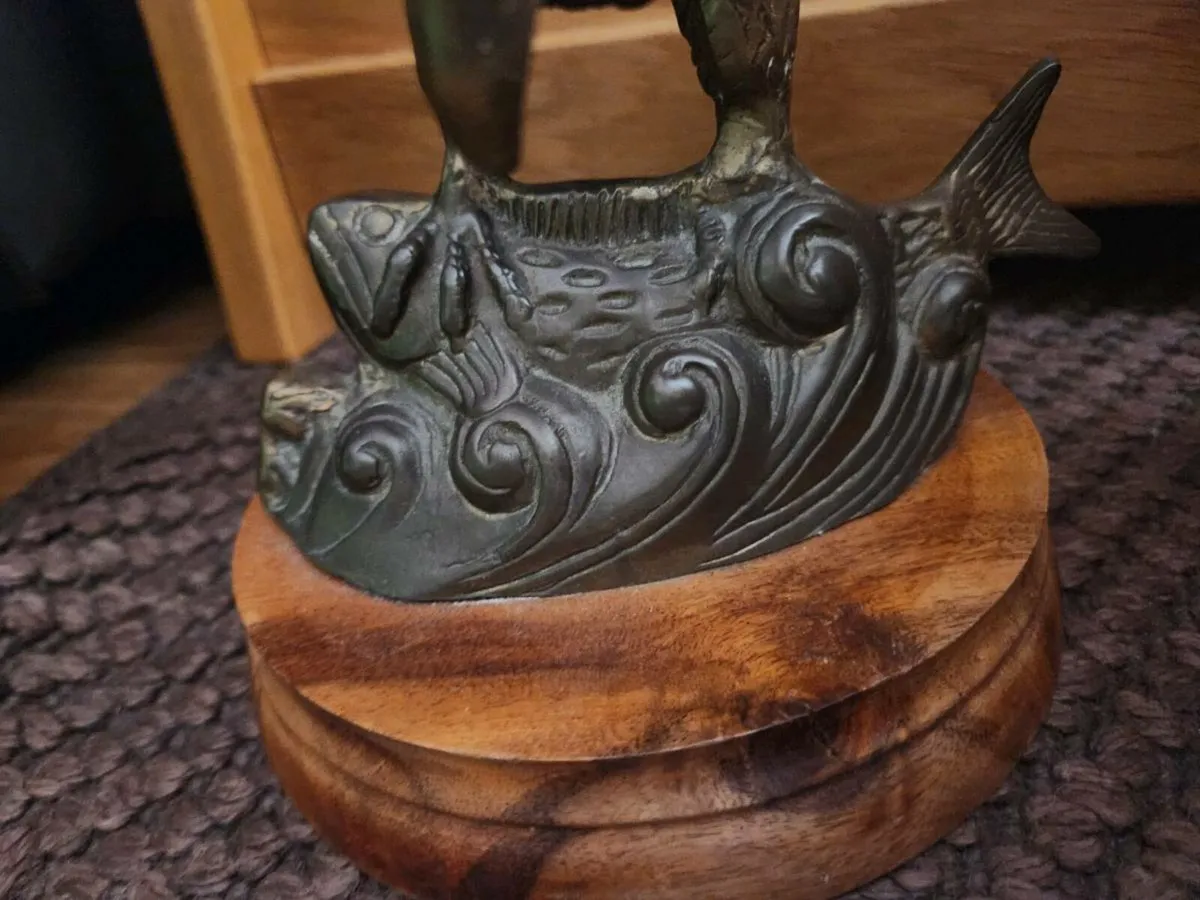 Antique Large Brass / Bronze Eagle Sculpture - Image 4