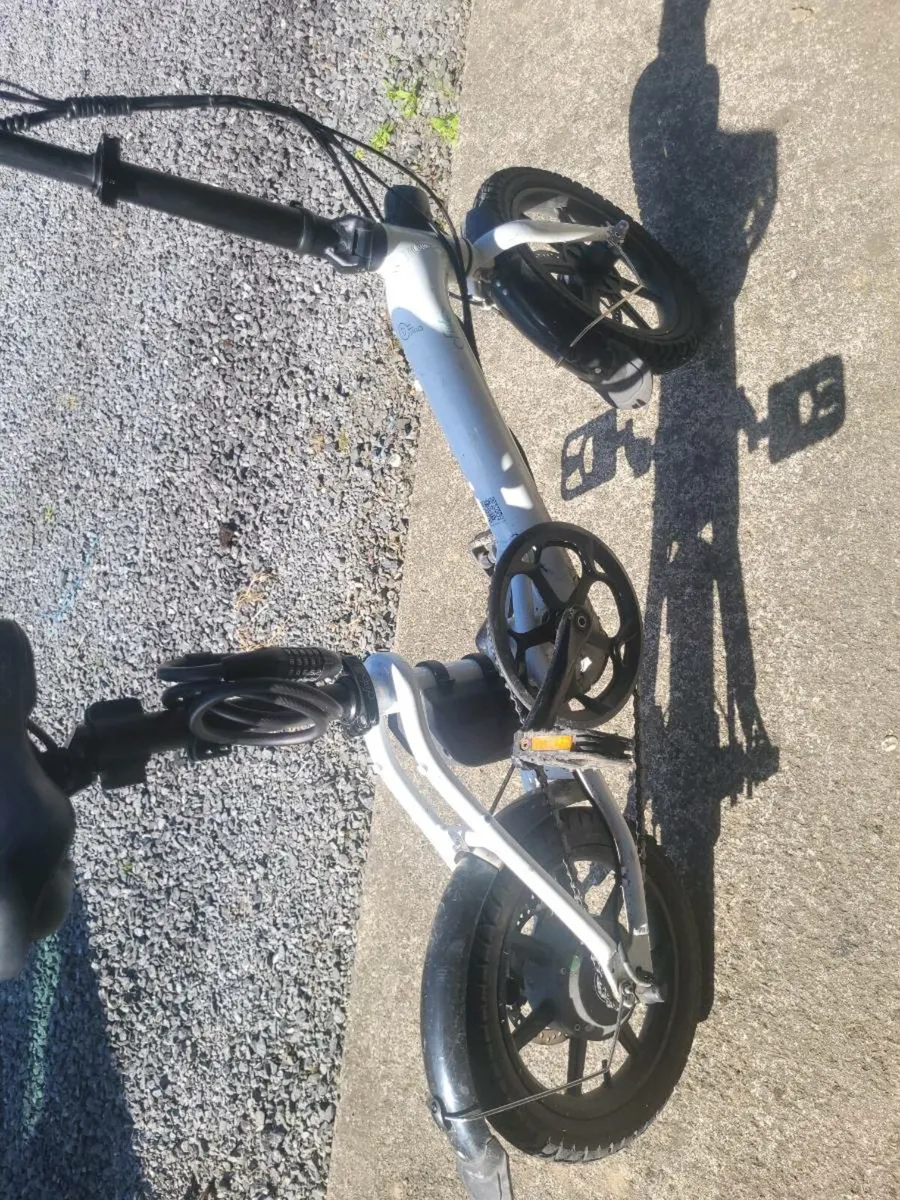 Fiido d3 pro electric bike - Image 3