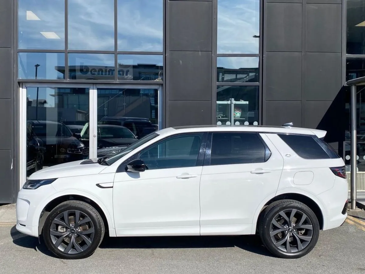 Land Rover Discovery Sport P300e R-dynamic SE Aut - Image 3