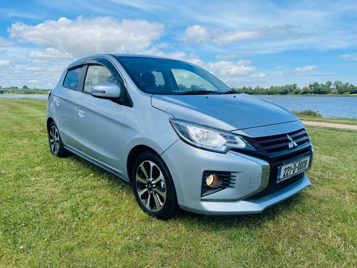 Mitsubishi Mirage Stunning 2022 Mirage in Metalli - Image 3