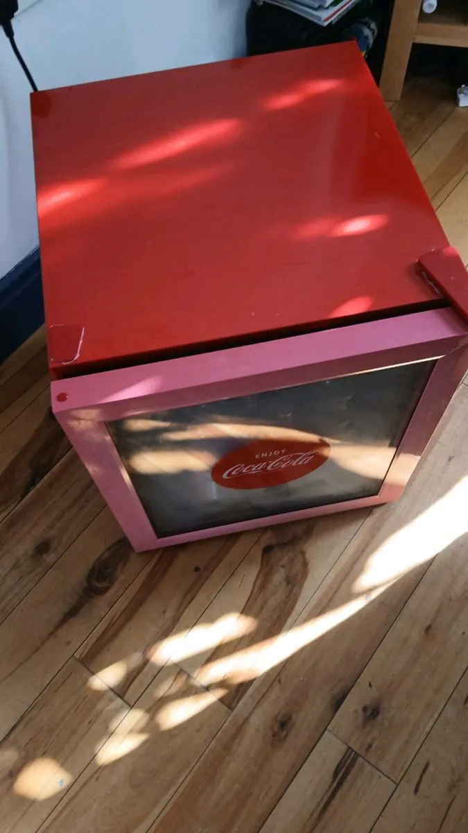 Coca Cola Husky Fridge - Image 2