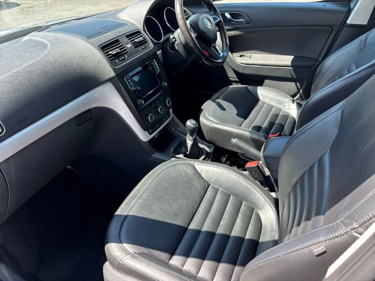 Skoda Yeti Outdoor 2.0 TDI 110HP 4DR - Image 3