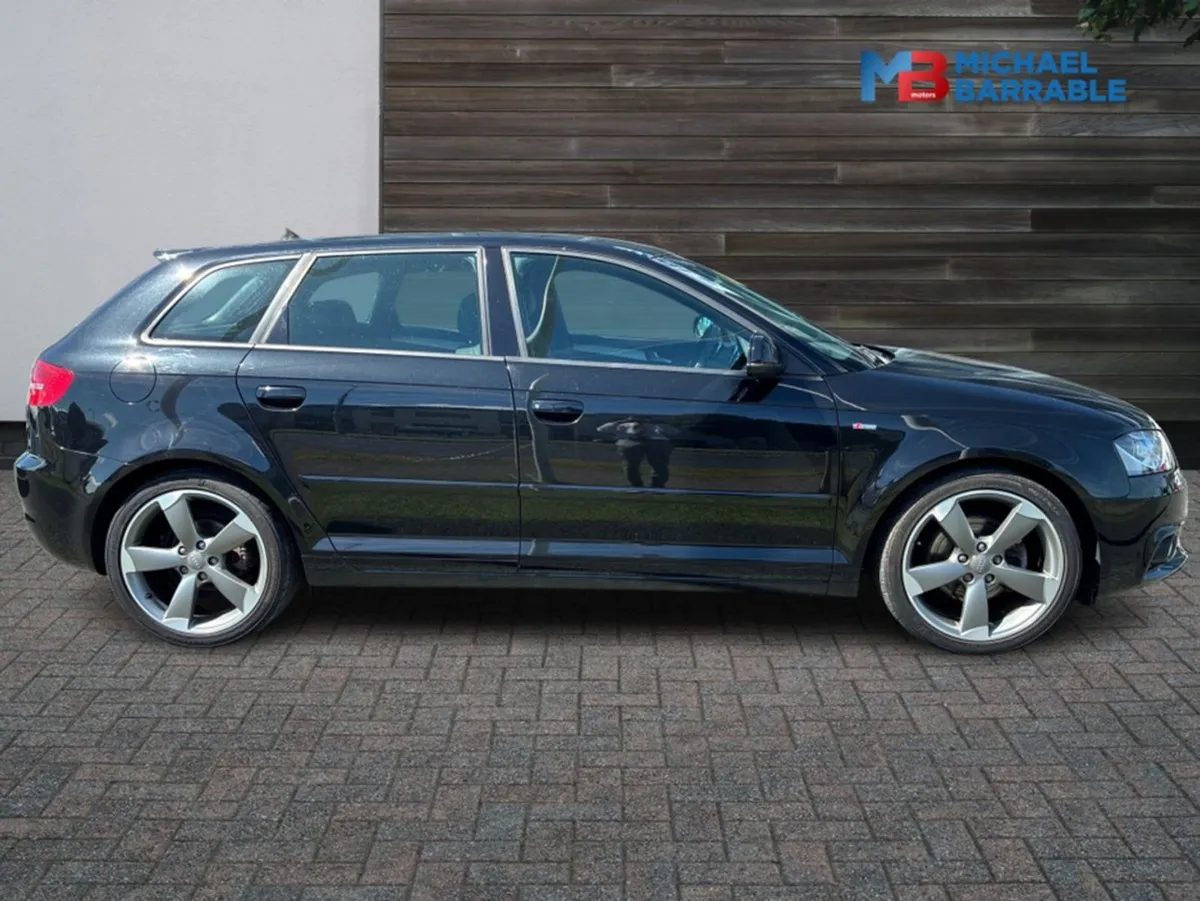 Audi A3 1.4l Petrol Automatic Tfsi S-line - Image 4