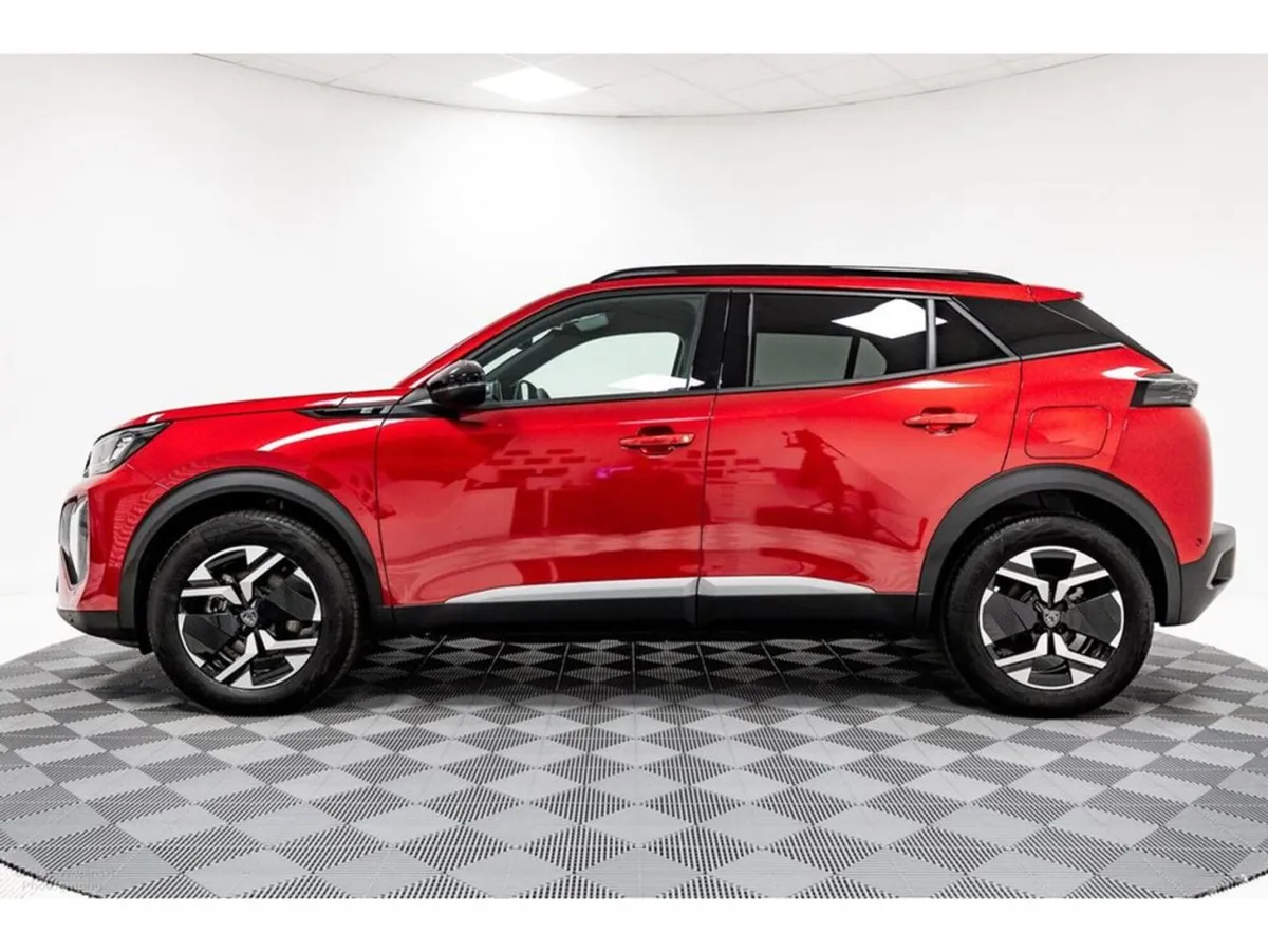 Peugeot 2008 E-allure 54kwh 156HP Protection Pack - Image 4