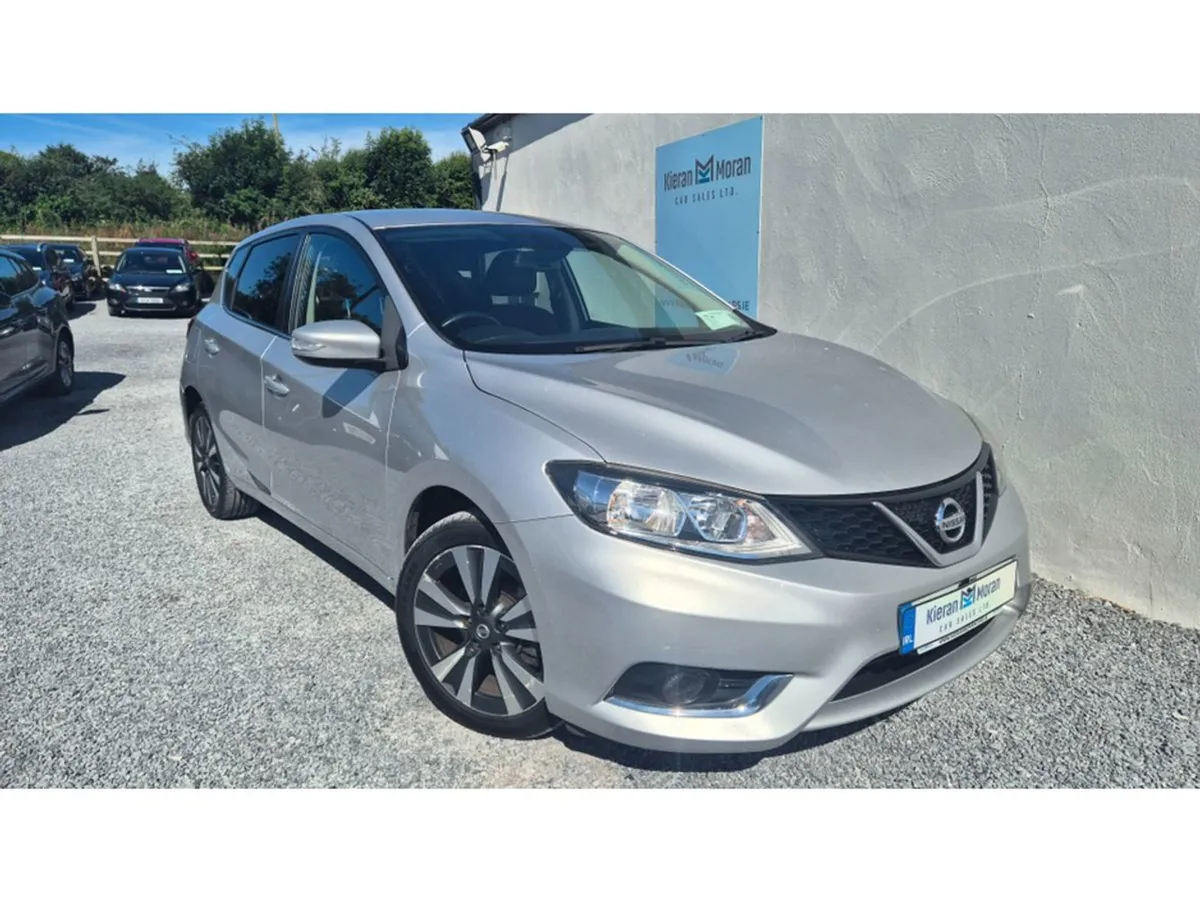 Nissan Pulsar 4DR - Image 2