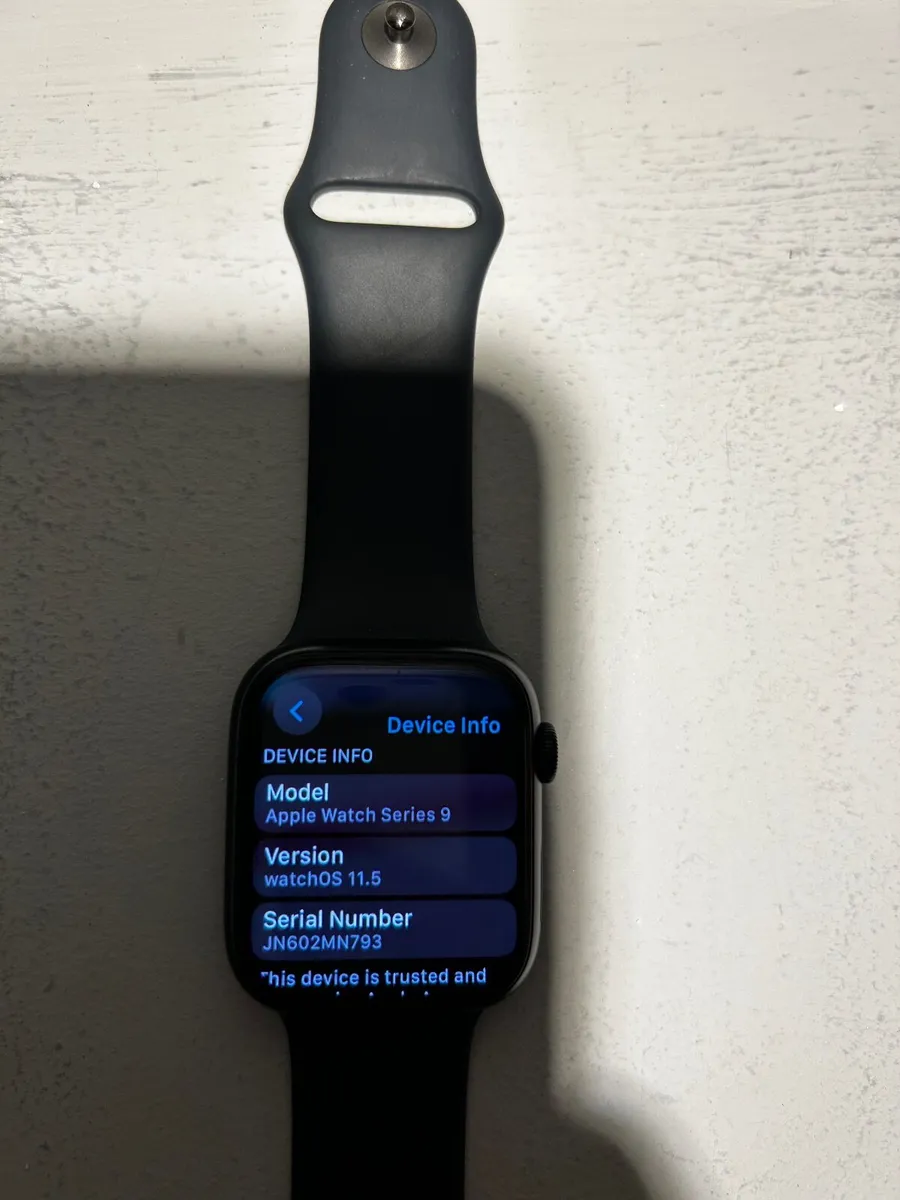 Apple Watch Series 9 GPS 45mm - Image 3