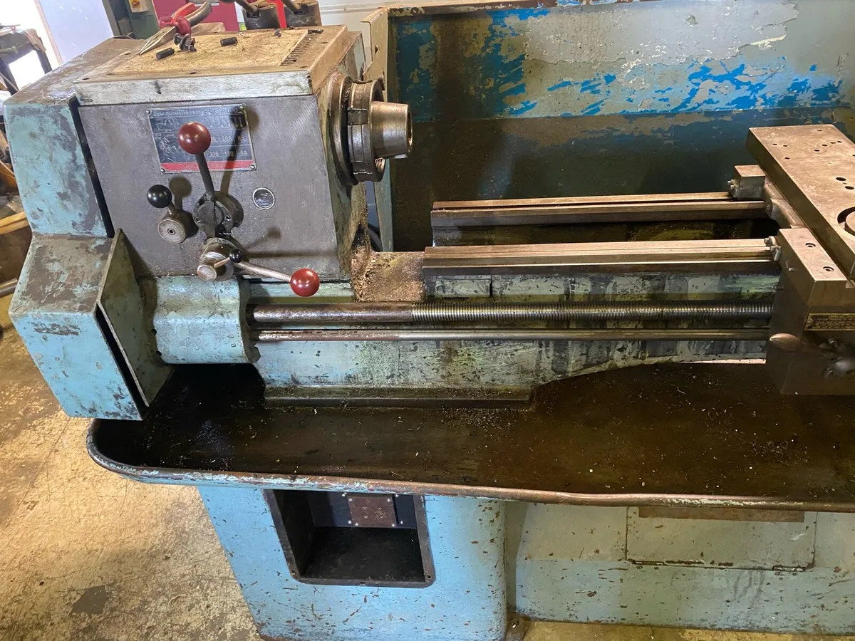 Colchester master lathe - Image 1