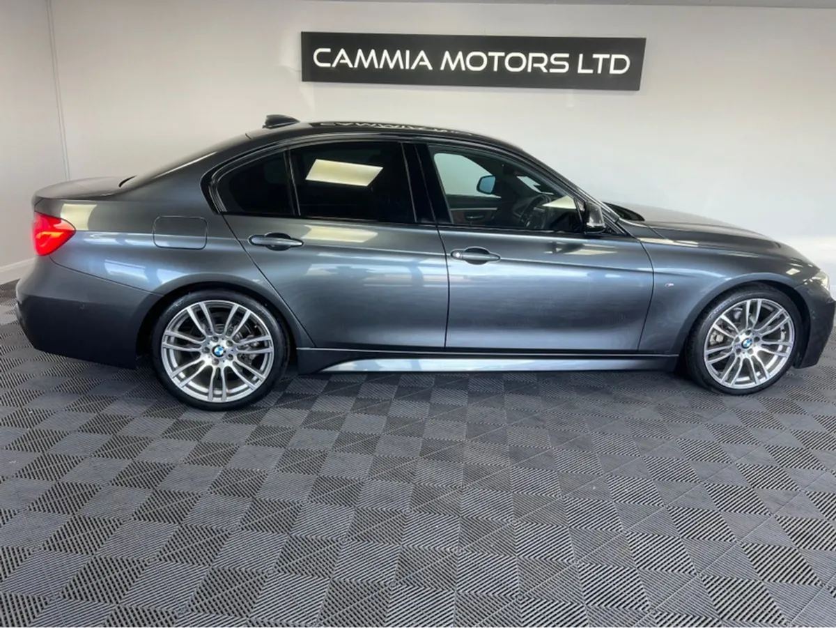 BMW 3 Series  bmw 320D   m-sport   reverse Camera - Image 3