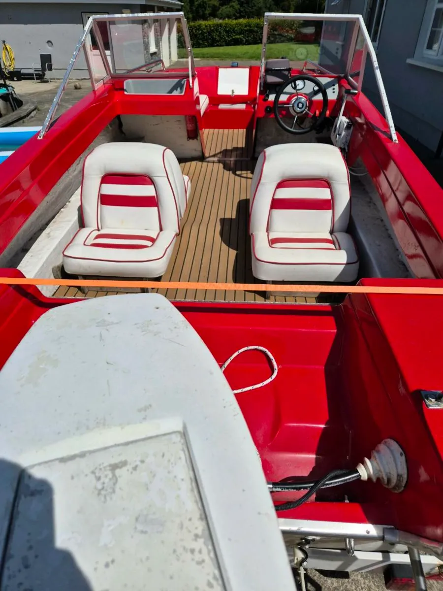 Glastron V166 - Image 2