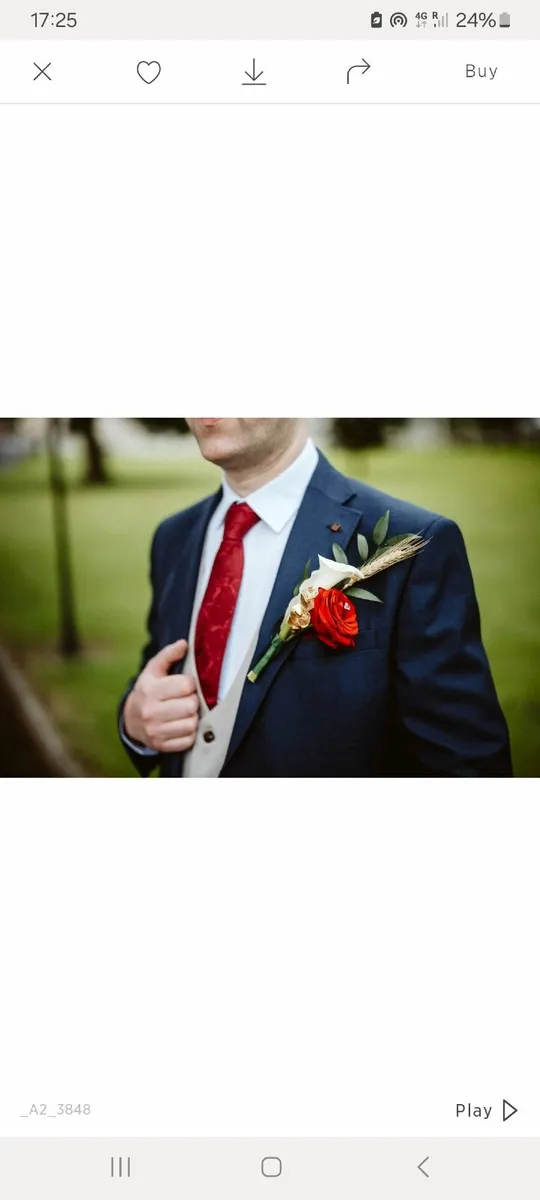 Wedding flowers - Image 2