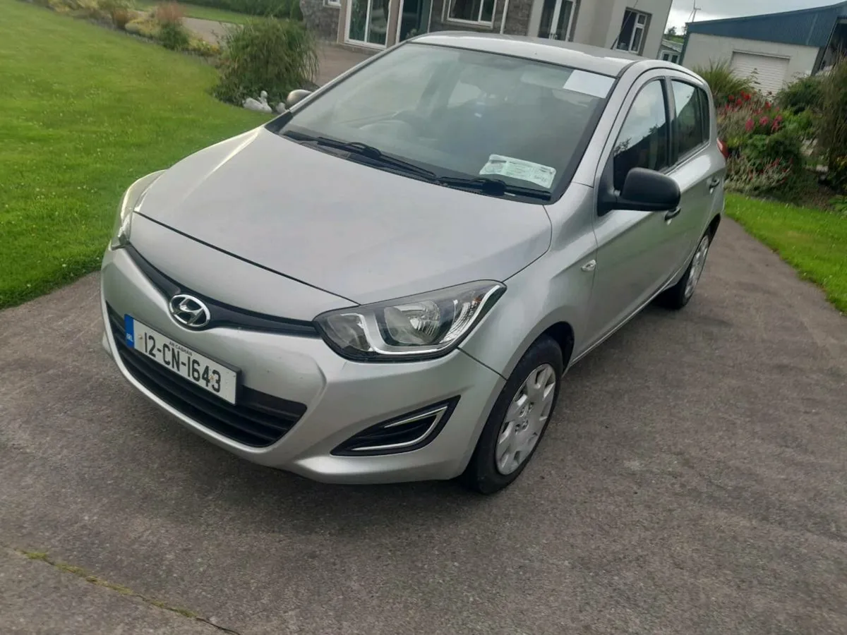 Hyundai i20 - Image 2