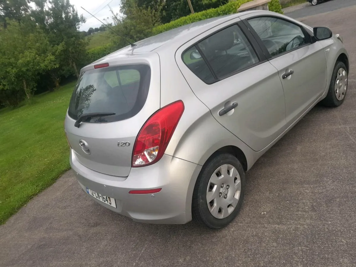 Hyundai i20 - Image 4