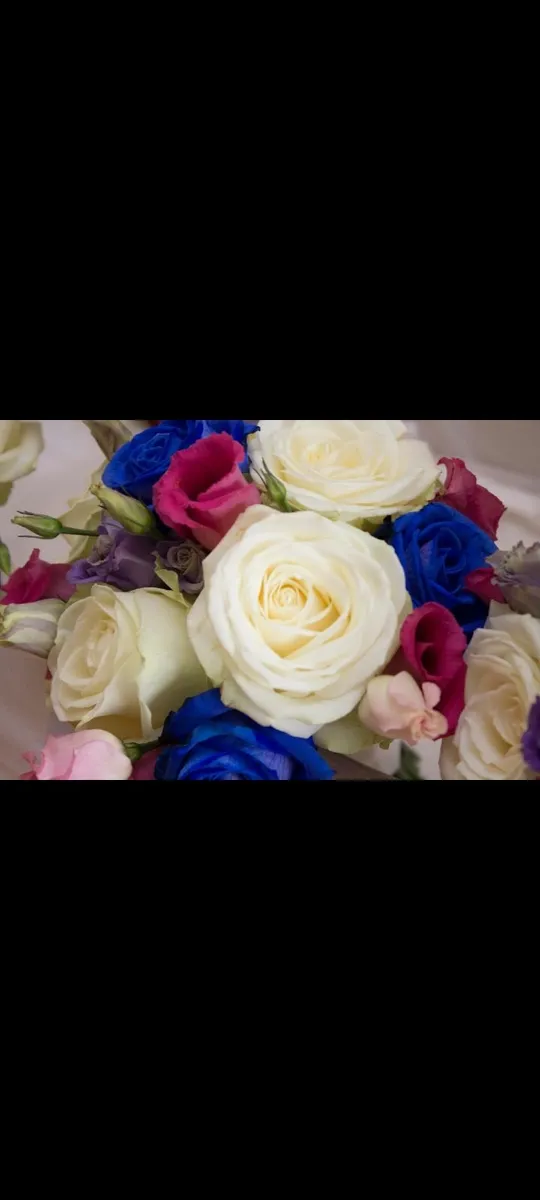 Wedding flowers - Image 1