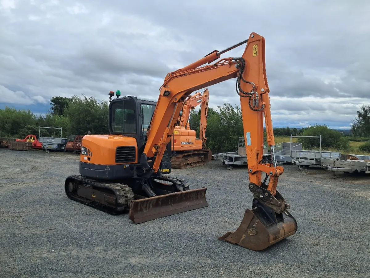 2021 Doosan DX62R-3 6ton digger - Image 2