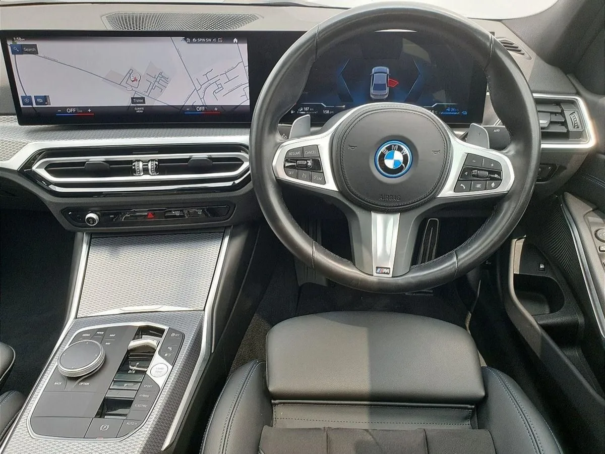 BMW 3 Series 330e M Sport Saloon - Image 4