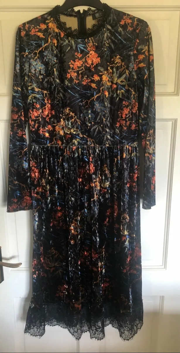 Dresses - Image 1