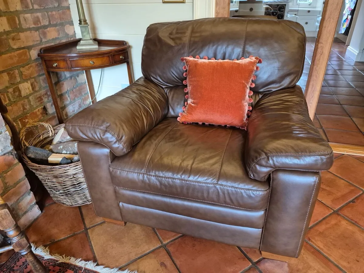 2 seater genuine leather couch, 2 arm chairs, puff - Image 4