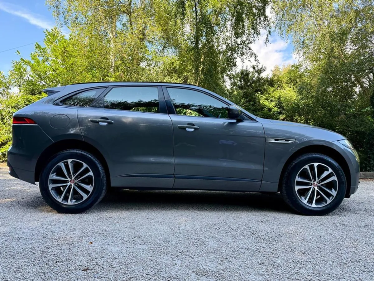 Jaguar F- PACE 2.0 D R-sport AWD 180PS  panoramic - Image 2