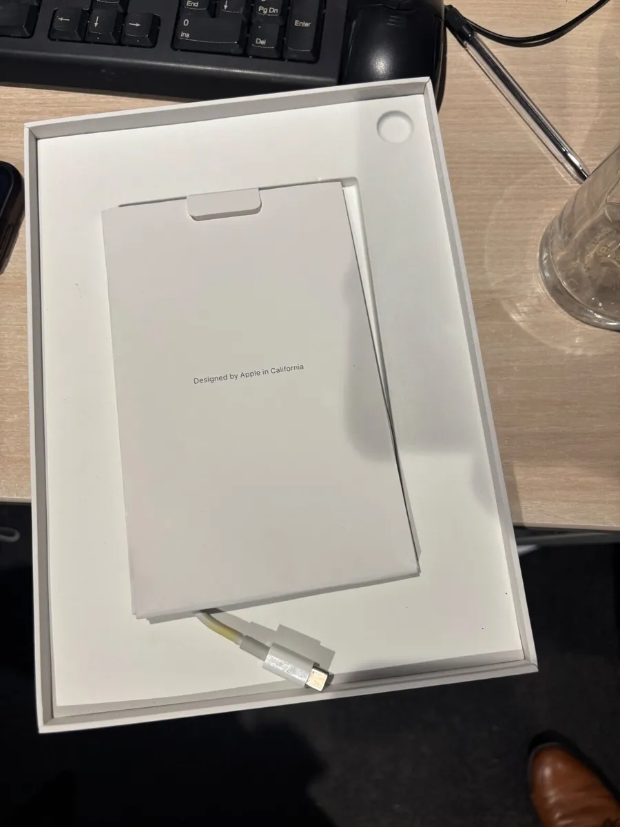iPad 10th gen 250gb WiFi - Image 4