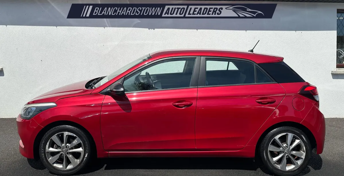 HYUNDAI I20 1.2 ACTIVE DELUXE 83 BHP - Image 2