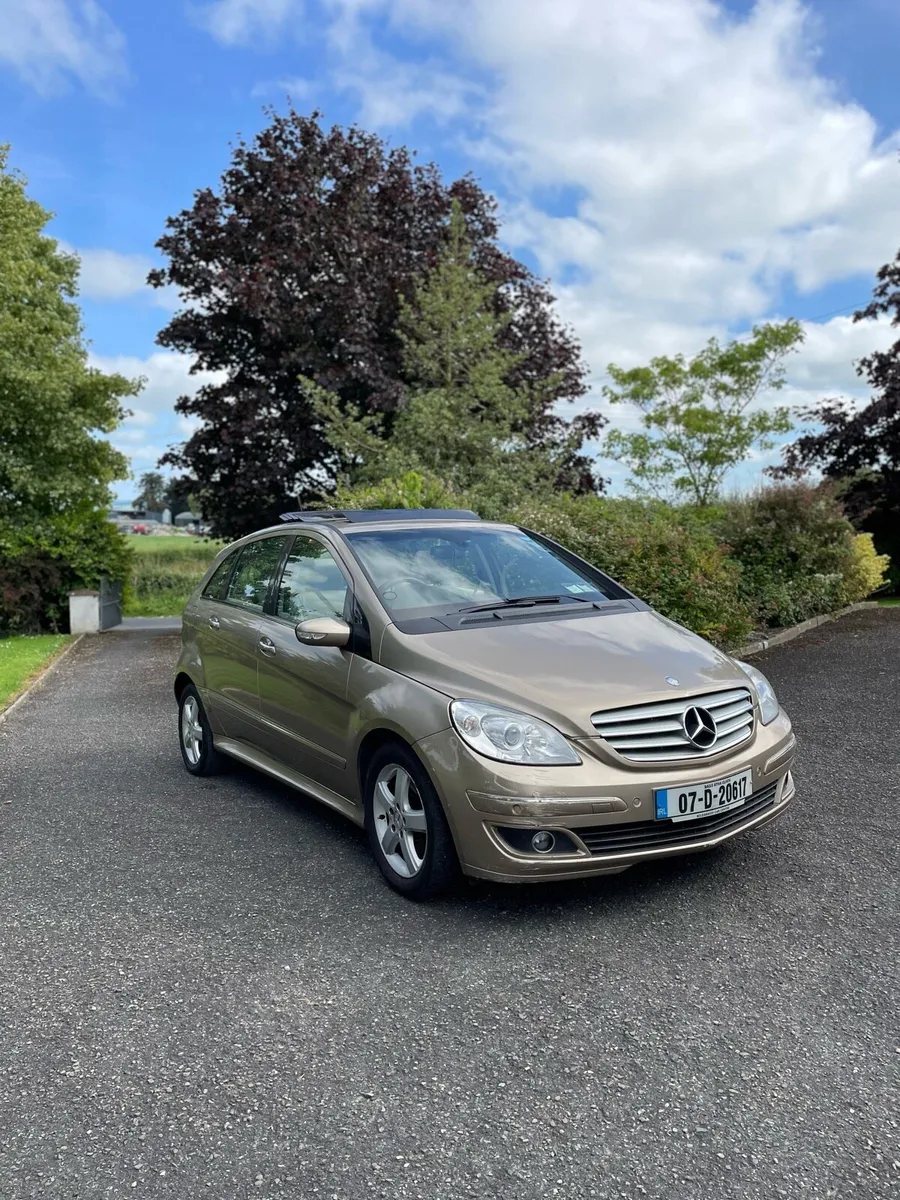Mercedes b200 - Image 1