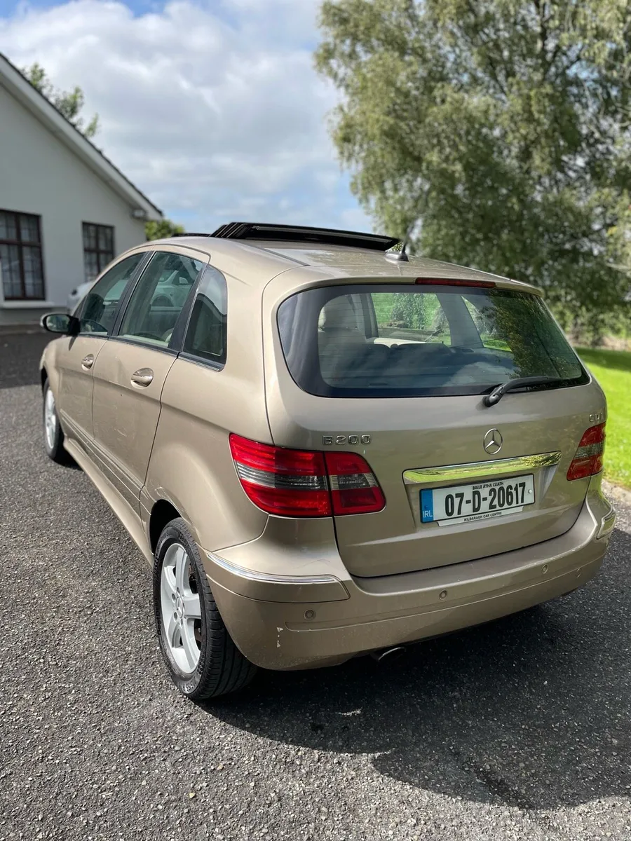 Mercedes b200 - Image 3