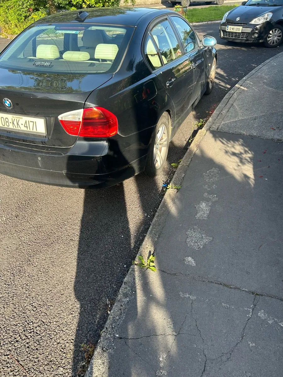 Car - Image 3