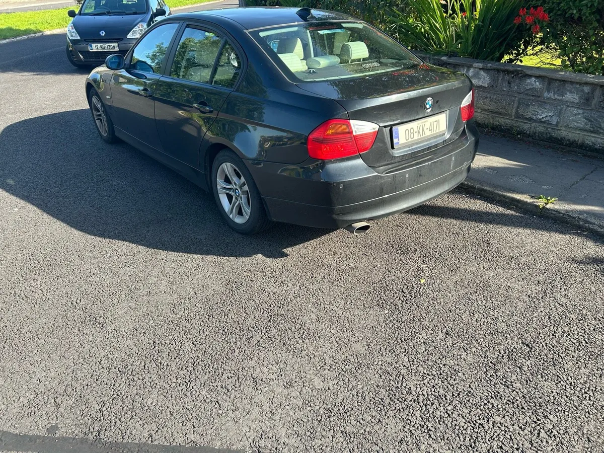 Car - Image 1
