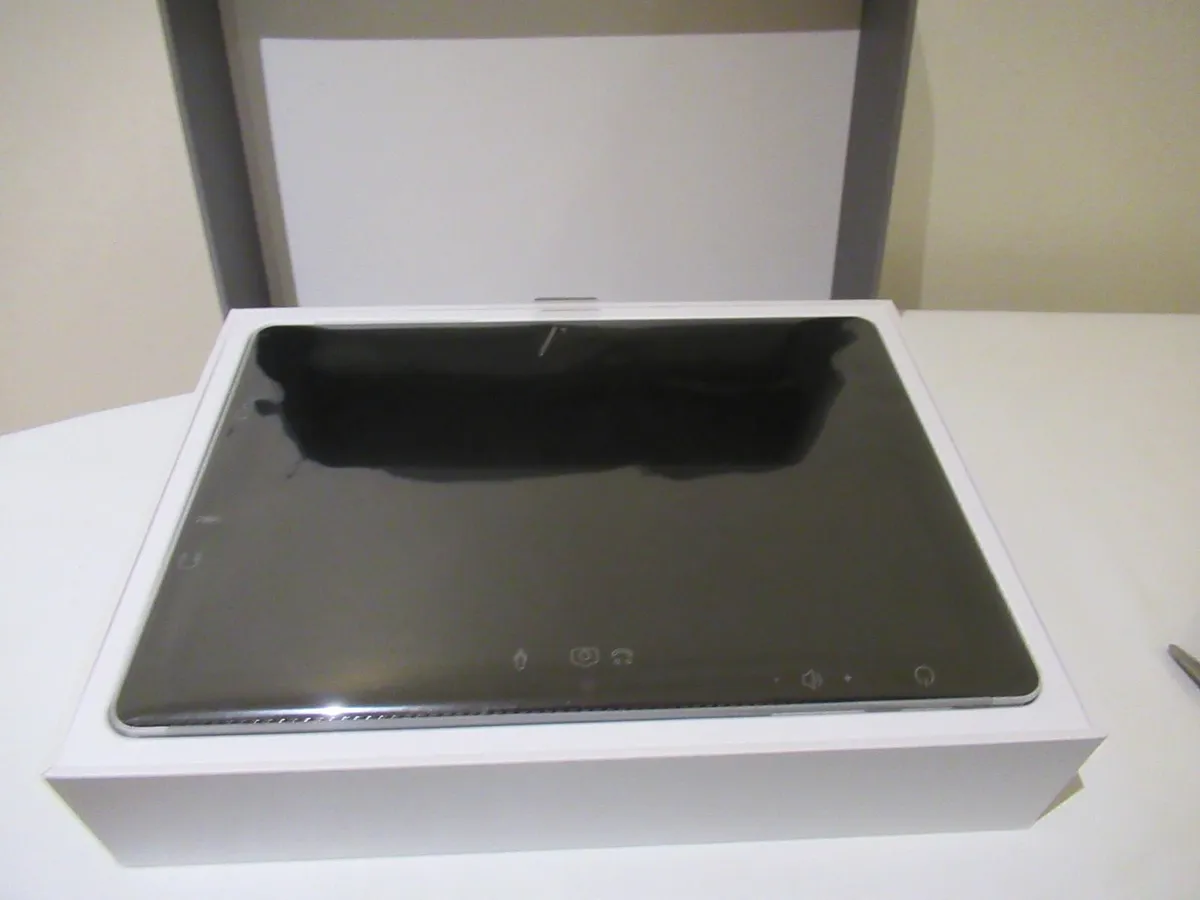 ipad tablet Microsoft Surface Go 10-inch Pentium - Image 2