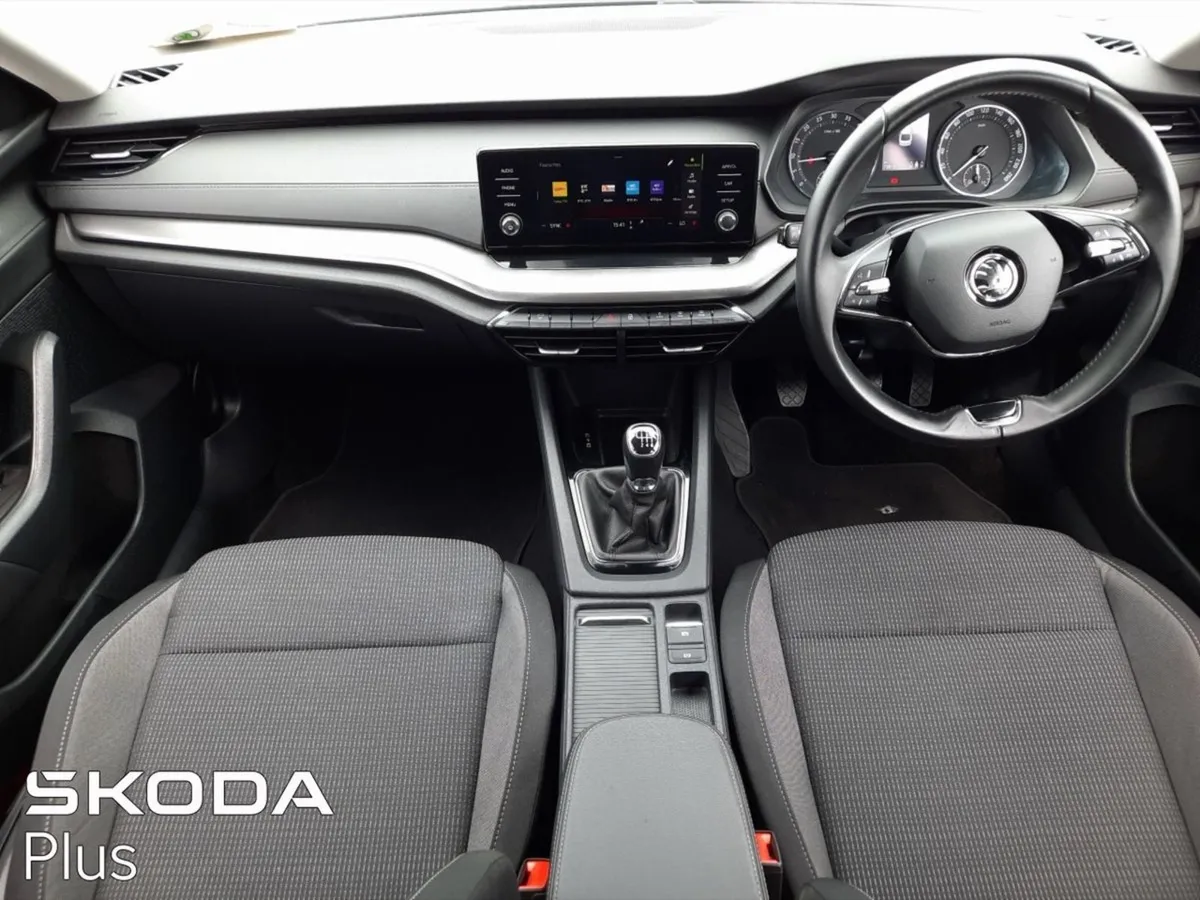 Skoda Octavia Octavia AMB 2.0tdi 150HP - Image 3