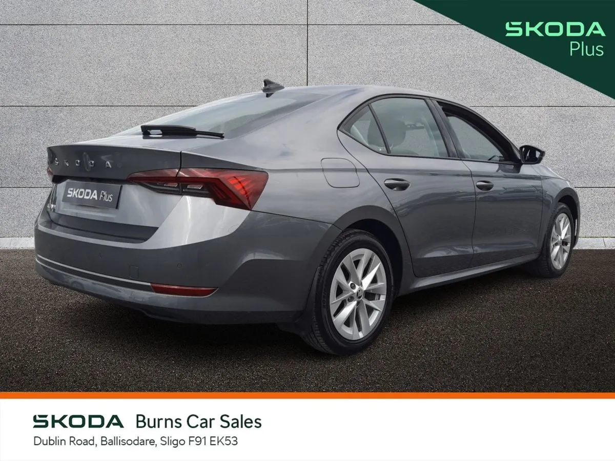 Skoda Octavia Octavia AMB 2.0tdi 150HP - Image 4