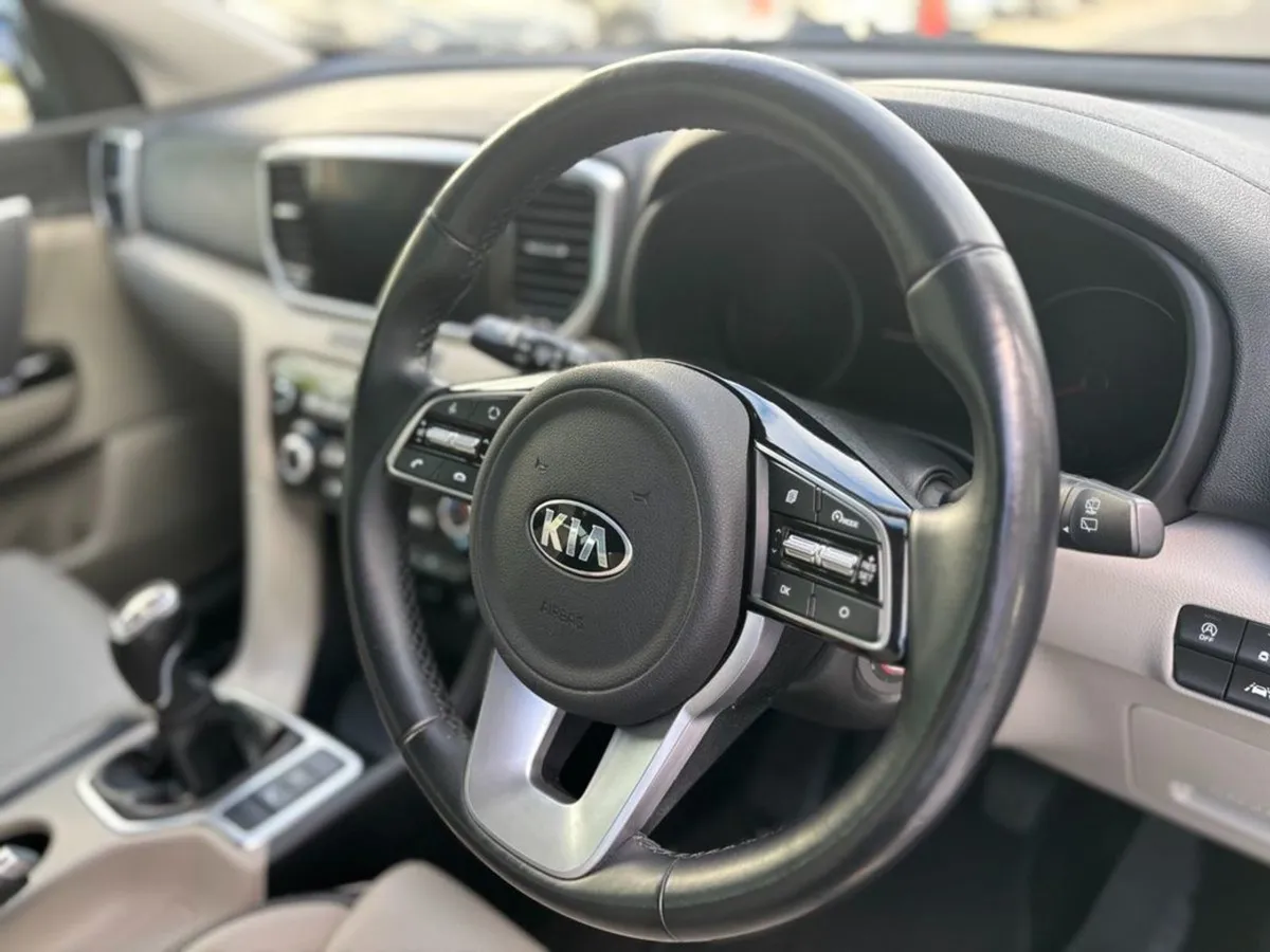 Kia Sportage 1.6 DSL K3 Mhev ( Black Edition ) - Image 2