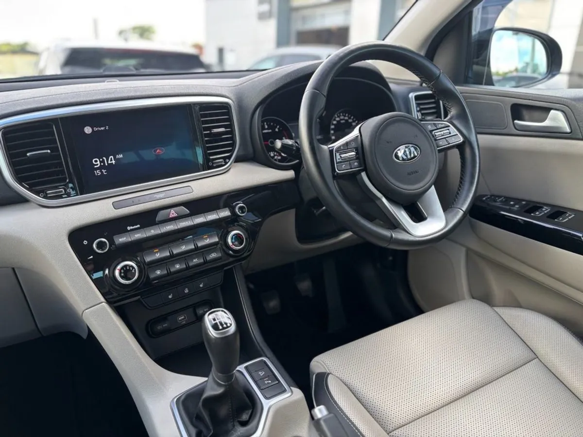 Kia Sportage 1.6 DSL K3 Mhev ( Black Edition ) - Image 4