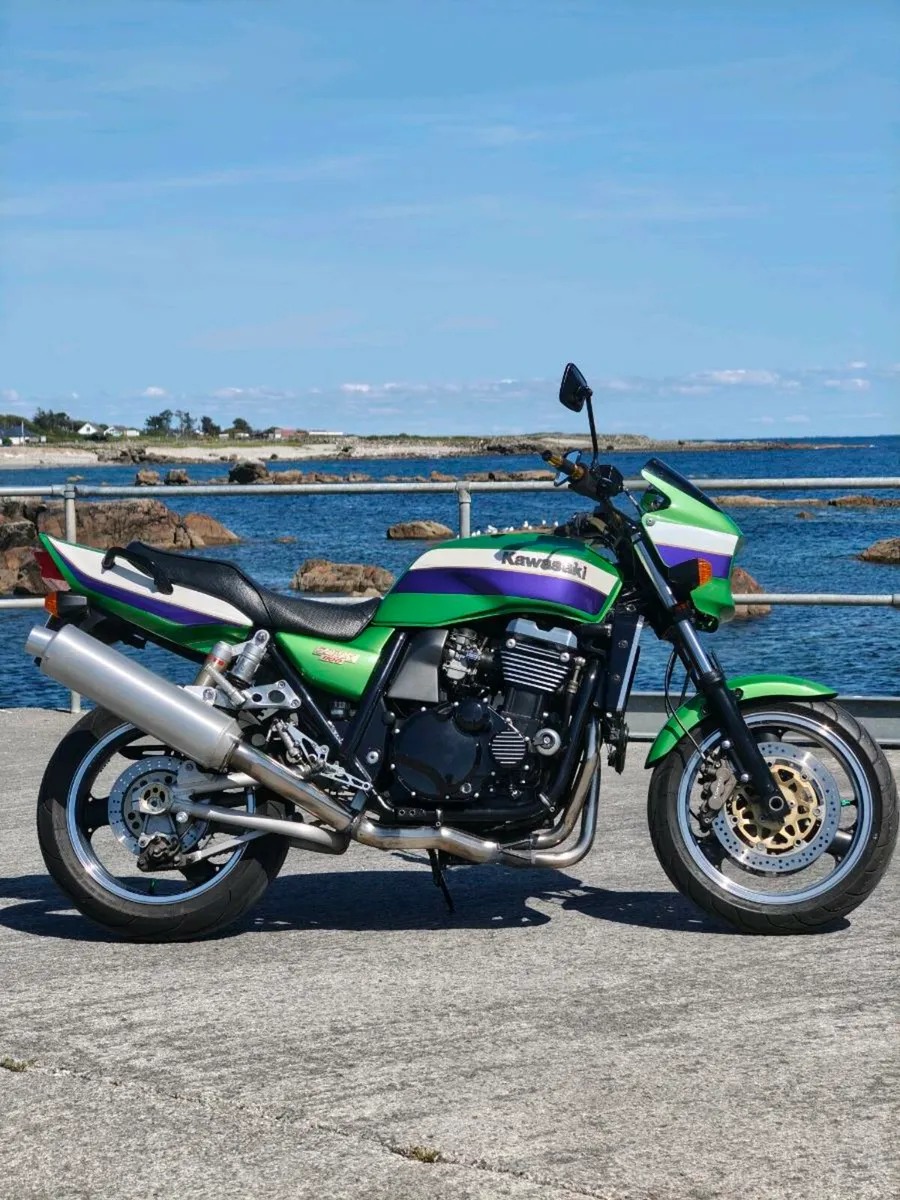 Kawasaki ZRX 1100R - Image 2