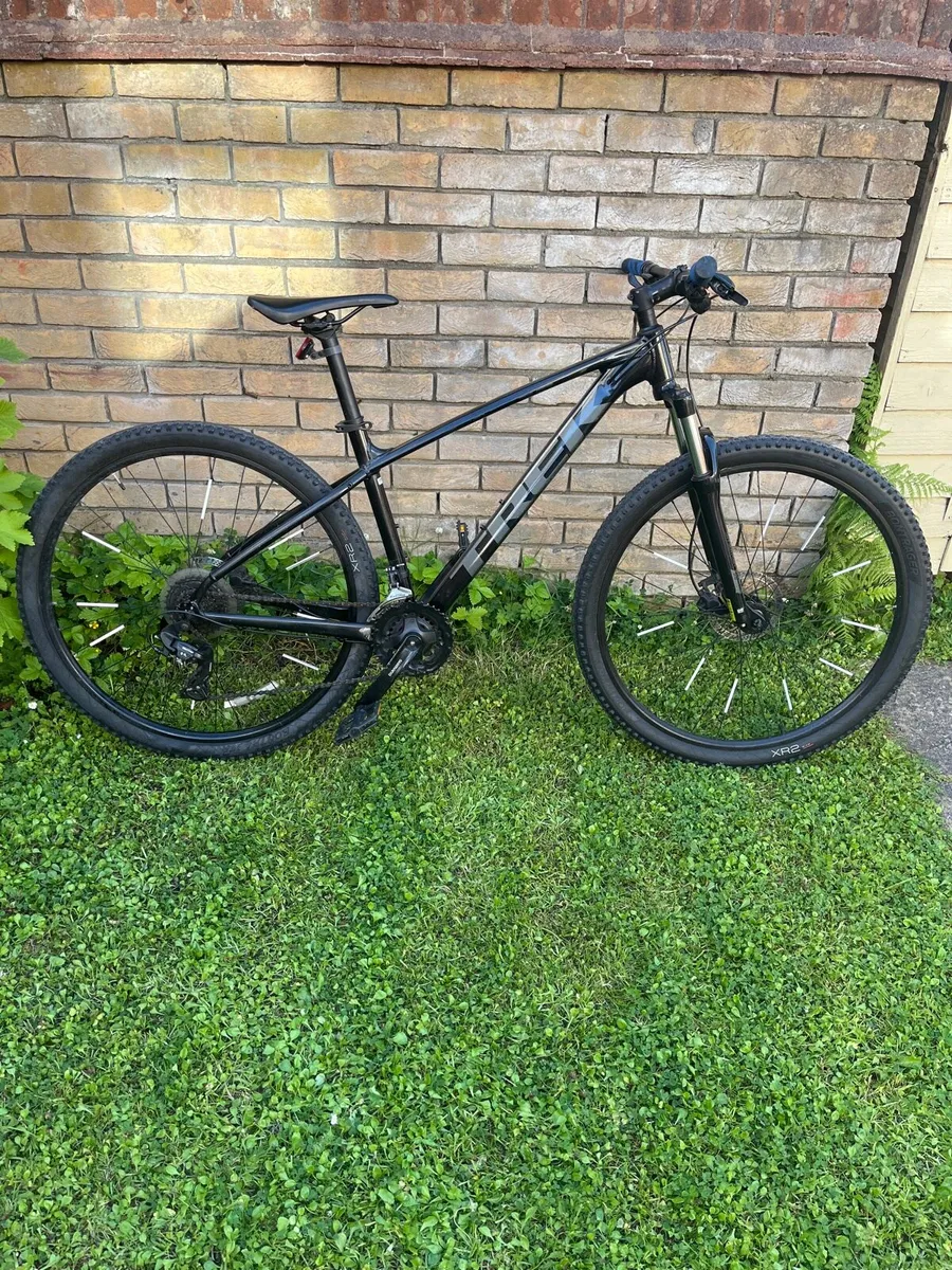 Trek Marlin 5 - Image 1